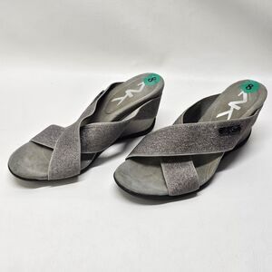 AK Anne Klein Gray Sandals Size 8 – Crisscross Wedge Comfort Casual Shoes